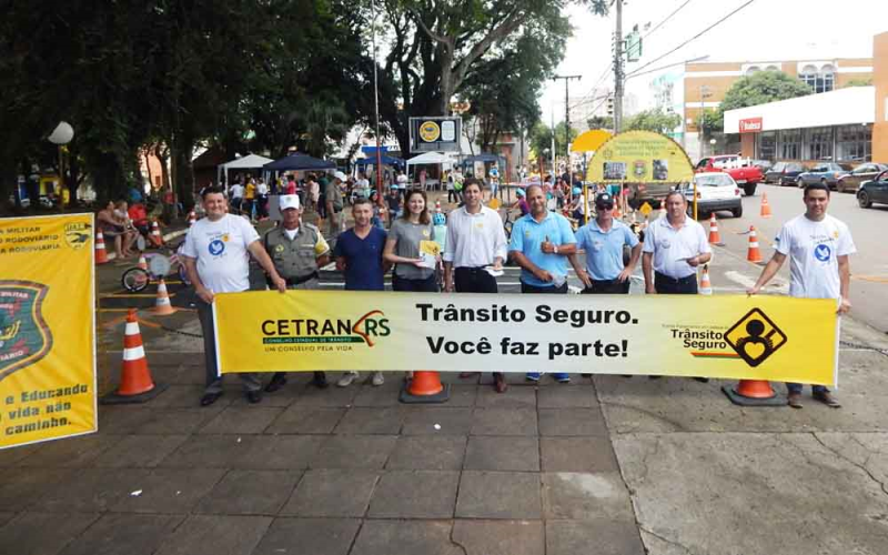 CETRAN/RS divulga campanha de trânsito em Santo Ângelo